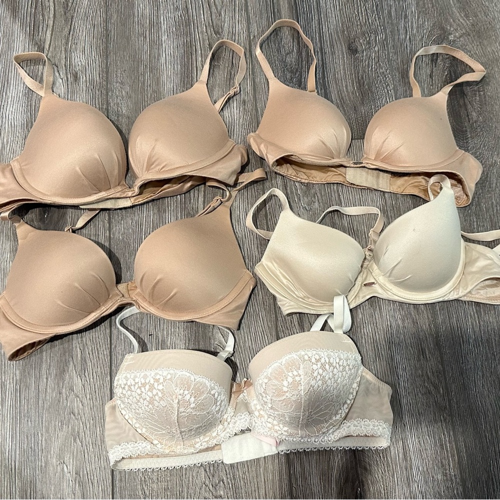 Victoria Secret bras -12 bras